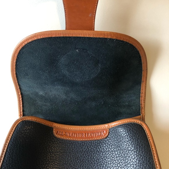 Dooney & Bourke | Vintage Essex Crossboody Purse - Picture 6 of 8